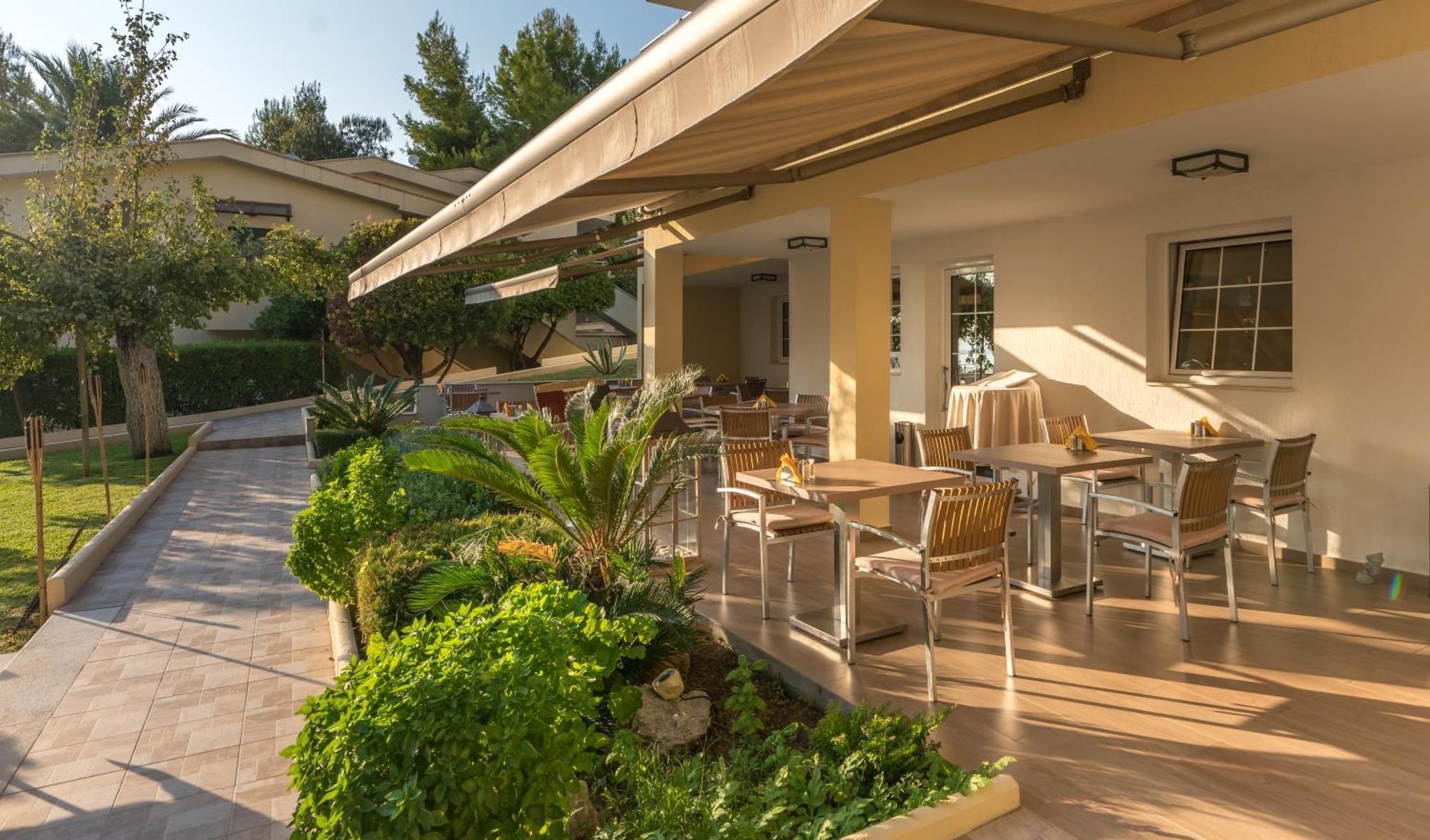 Greek Pride Cronwell Rahoni (adults Only) Отель Неа-Скиони