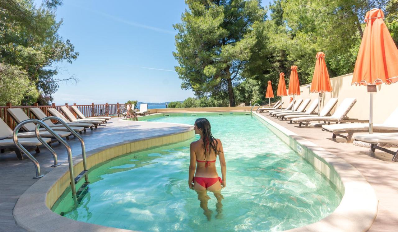 Отель Greek Pride Cronwell Rahoni (adults Only) Неа-Скиони